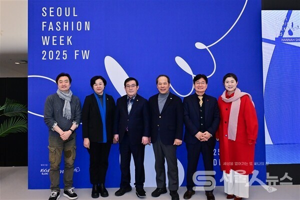 ▲참석자 단체사진.